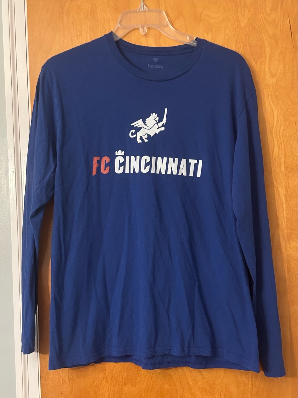 FC Cincinnati soccer size large Long Sleeve Logo Tee - Royal Blue